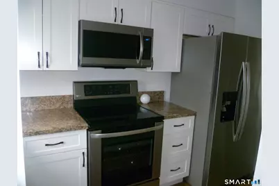 560 Yale Avenue #4, Meriden, CT 06450 - Photo 3