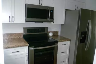 560 Yale Ave, Meriden, CT 06450 - Photo 3