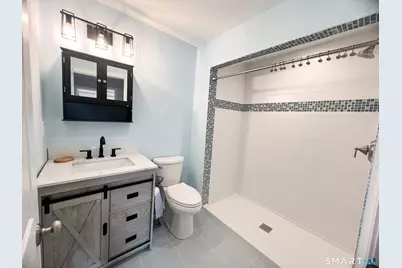 1088 East Broadway, Milford, CT 06460 - Photo 11