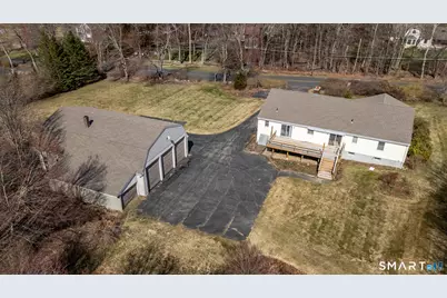 101 Johnnycake Mountain Road, Burlington, CT 06013 - Photo 3