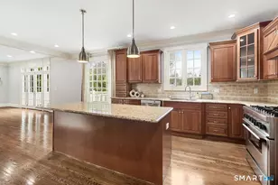 59 Crescent Rd, Westport, CT 06880 - Photo 9