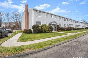 89 Carriage Path S, Milford, CT 06460 - Photo 1