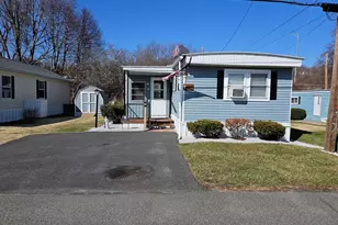 24 Greenlawn Dr, Danbury, CT 06810 - Photo 3