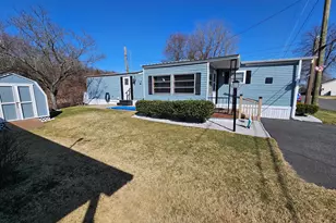 24 Greenlawn Dr, Danbury, CT 06810 - Photo 13