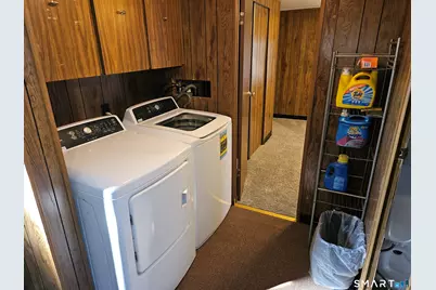 24 Greenlawn Drive, Danbury, CT 06810 - Photo 11