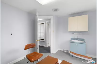 [Address not provided], East Haven, CT 06512 - Photo 13