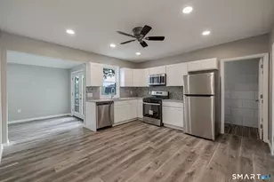 121 Hillview Ave, Waterbury, CT 06704 - Photo 23