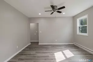 121 Hillview Ave, Waterbury, CT 06704 - Photo 25