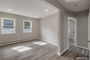 121 Hillview Ave, Waterbury, CT 06704 - Photo 9