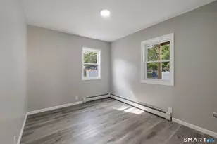 121 Hillview Ave, Waterbury, CT 06704 - Photo 27