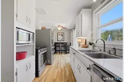 43 Park Place, East Lyme, CT 06357 - Photo 9