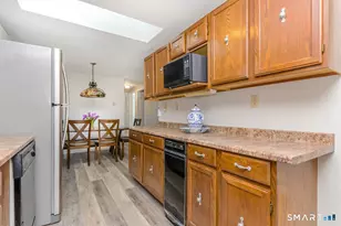 17 Charles St, Essex, CT 06409 - Photo 11