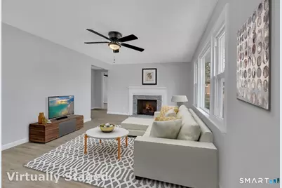 19 Songonosk Street, Windsor, CT 06095 - Photo 3