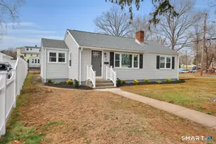 19 Songonosk St, Windsor, CT 06095 - Photo 1