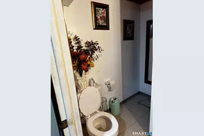 134 Chester Avenue, Waterbury, CT 06704 - Photo 17