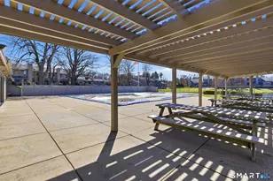 246 Metacomet Dr, Meriden, CT 06450 - Photo 23