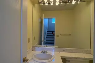 10 South St, Danbury, CT 06810 - Photo 17