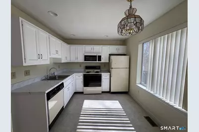 10 South Street #67, Danbury, CT 06810 - Photo 29