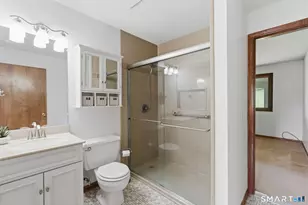 1301 Summer Hill Dr, South Windsor, CT 06074 - Photo 19