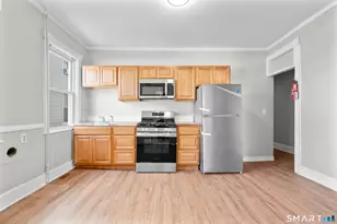 394 Gregory St, Bridgeport, CT 06604 - Photo 5