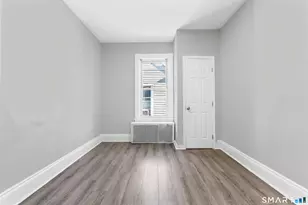 394 Gregory St, Bridgeport, CT 06604 - Photo 11