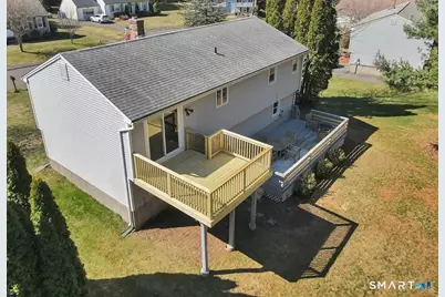 8 Blue Meadow Road, Middletown, CT 06457 - Photo 5