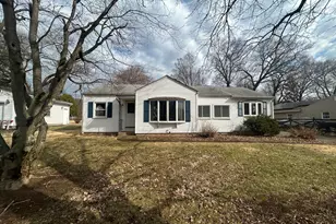 13 jubrey Ln, Windsor Locks, CT 06096 - Photo 1