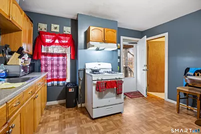 33 Martin Street, Hartford, CT 06120 - Photo 7