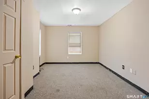 33 Martin St, Hartford, CT 06120 - Photo 23