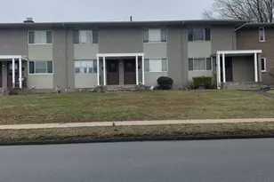 317 S Elm St, Wallingford, CT 06492 - Photo 5