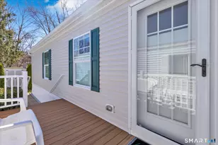 8 Woodland Park, Shelton, CT 06484 - Photo 3