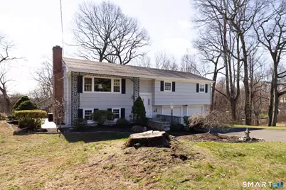 100 Oakridge Road, Trumbull, CT 06611 - Photo 3