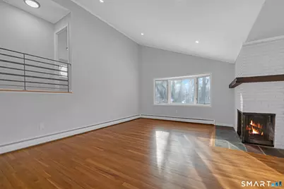 25 Hilldale Road, West Hartford, CT 06117 - Photo 7