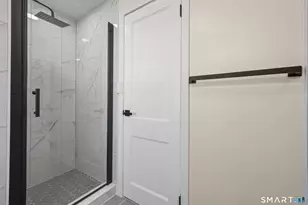 50 Harwich St, Hartford, CT 06114 - Photo 33