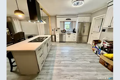 40 Robert Street, Waterbury, CT 06710 - Photo 3