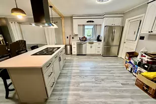 40 Robert St, Waterbury, CT 06710 - Photo 3