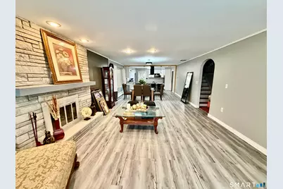 40 Robert Street, Waterbury, CT 06710 - Photo 9