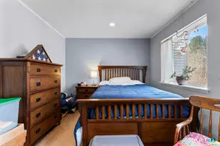 3 MacIntosh Ln, Ansonia, CT 06401 - Photo 23