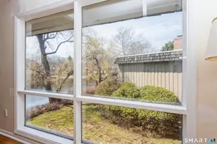 82 Ledgebrook Dr, Norwalk, CT 06854 - Photo 9