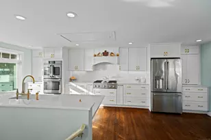 21 Harbor St, Branford, CT 06405 - Photo 15