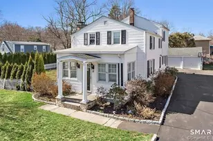 12 Sunset Ave, Trumbull, CT 06611 - Photo 1