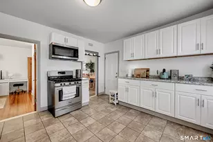 112 Austin St, New Britain, CT 06051 - Photo 5