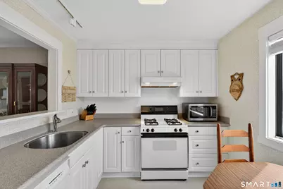 196 Apache Lane #A, Stratford, CT 06614 - Photo 3