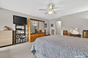 196 Apache Ln, Stratford, CT 06614 - Photo 23