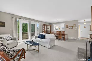 196 Apache Ln, Stratford, CT 06614 - Photo 15