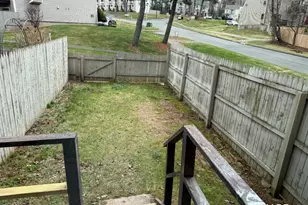 81 Sterling Village, Meriden, CT 06450 - Photo 17