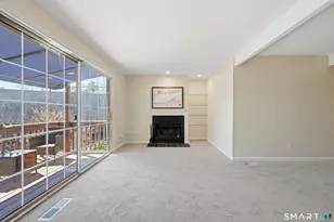 106 Ferry Ct, Stratford, CT 06614 - Photo 7