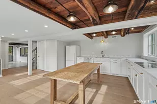 42 Picketts Ridge Rd, Redding, CT 06896 - Photo 9