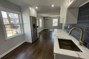 111 Priscilla Cir, Bridgeport, CT 06610 - Photo 9