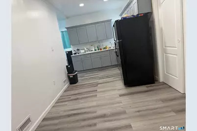 144 Palisade Avenue, Bridgeport, CT 06610 - Photo 5